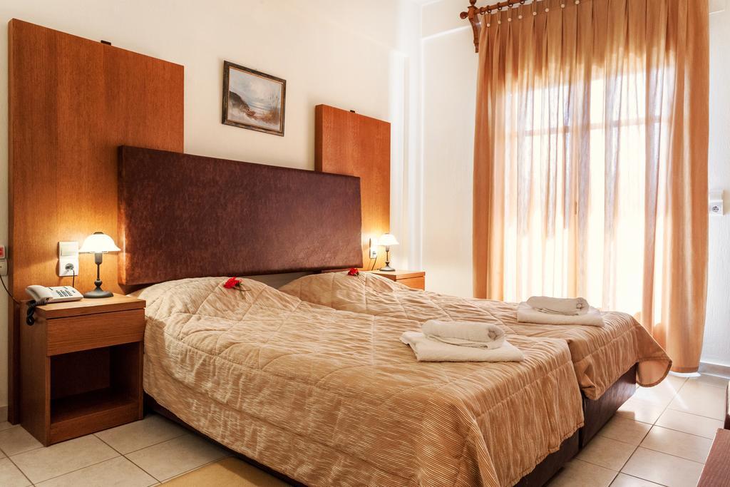 סקופלוס טאון Aeolos Hotel מראה חיצוני תמונה