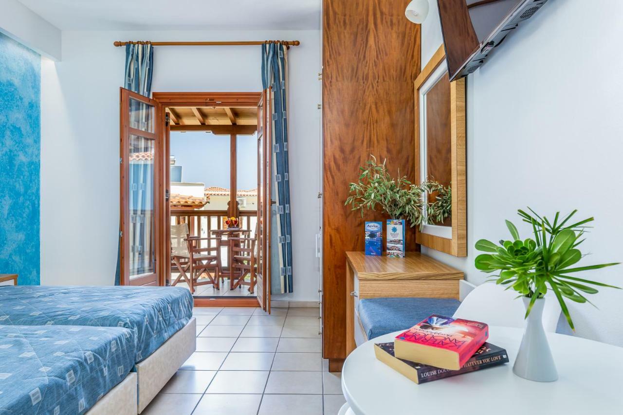 סקופלוס טאון Aeolos Hotel מראה חיצוני תמונה
