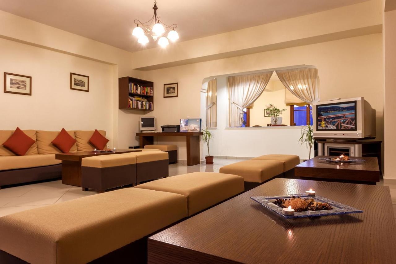 סקופלוס טאון Aeolos Hotel מראה חיצוני תמונה